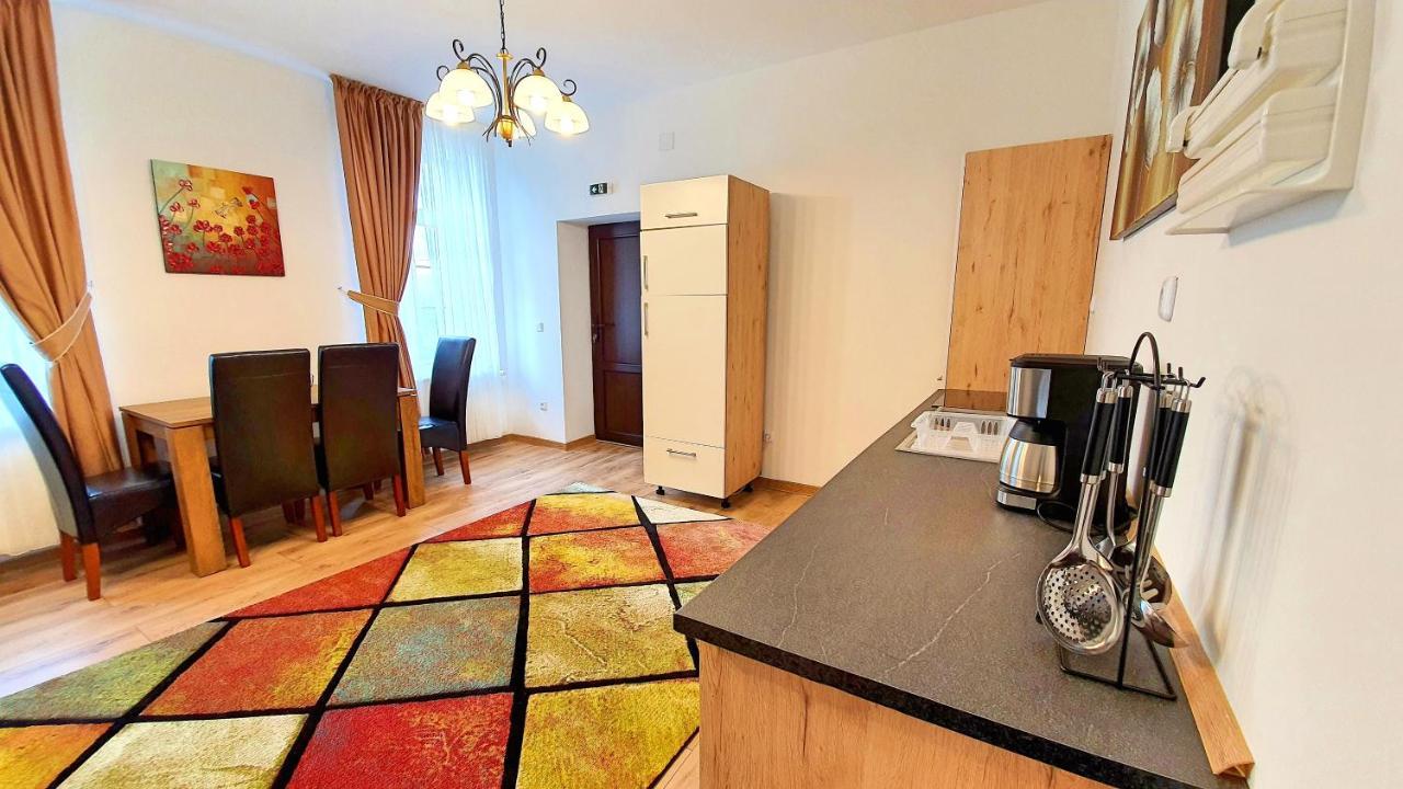 Zur Krone Aparthotel Widdershausen Экстерьер фото